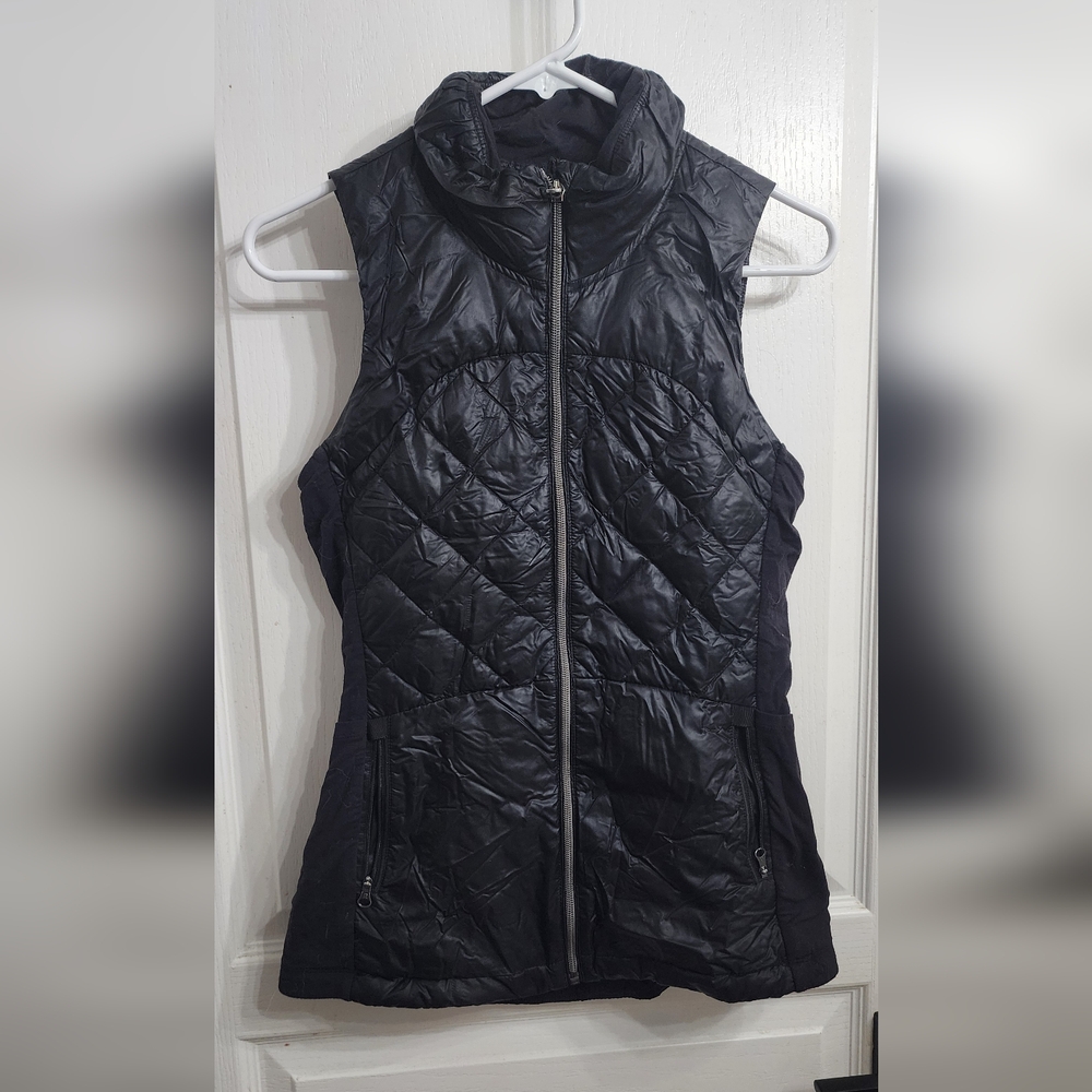 Lululemon Down For A Run Vest